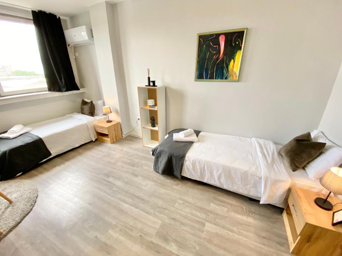 Hello Studios Budget Stays Free Parking & Wifi Stara Zagora Exterior photo