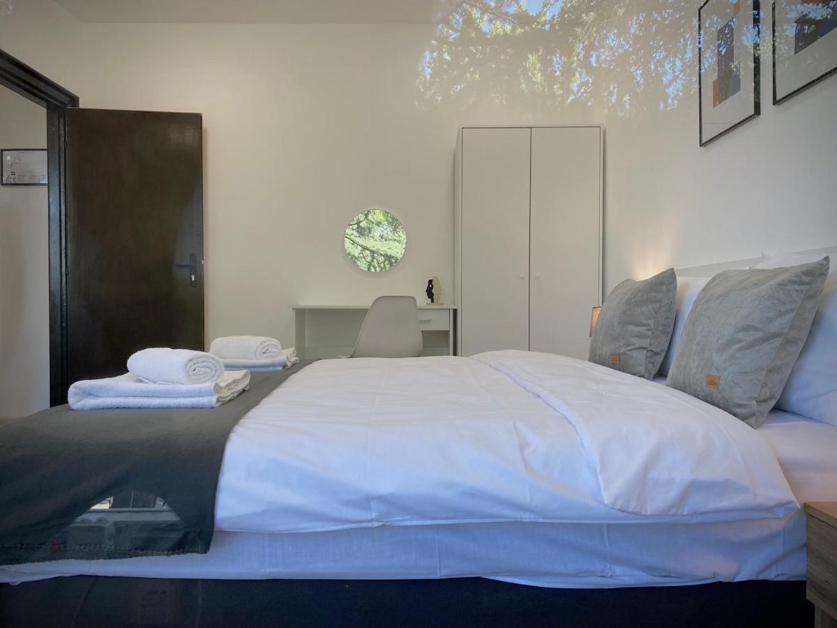 Hello Studios Budget Stays Free Parking & Wifi Stara Zagora Exterior photo